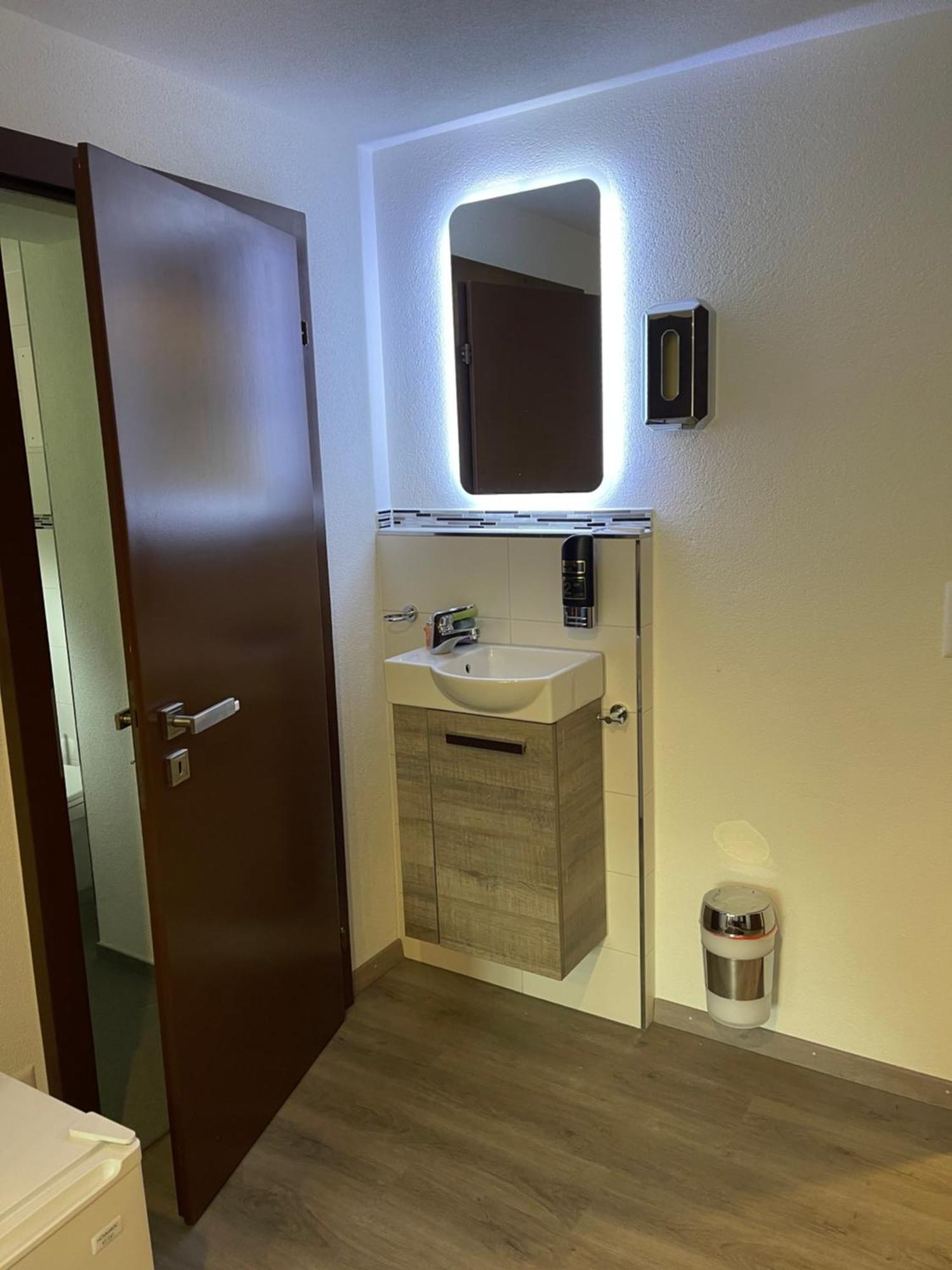 Haus Alpenhof Ξενοδοχείο Wassen Εξωτερικό φωτογραφία